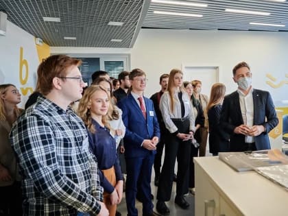 Сбер поиграл с ростовскими студентами и прочел им лекции