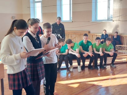 Армейские забавы школьников