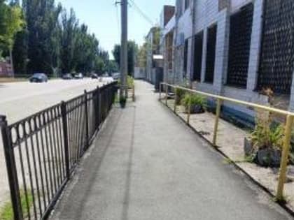 В Таганроге  продолжается  ремонт тротуаров