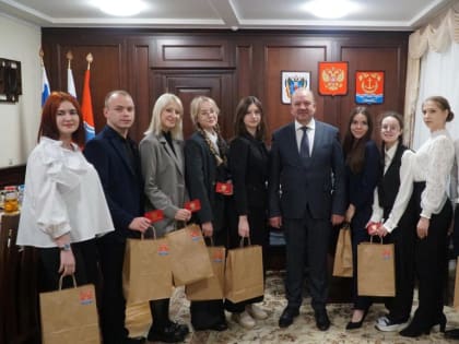 Новый состав Молодёжной администрации Усть-Донецкого района