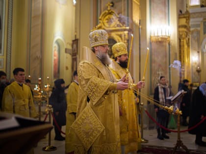 В канун Недели мясопустной, о Страшном суде, Глава Донской митрополии совершил всенощное бдение