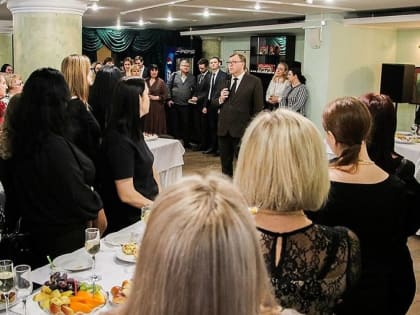 Александр Ищенко: Сегодня долг каждого мужчины поздравить с 8 марта жен и матерей участников СВО