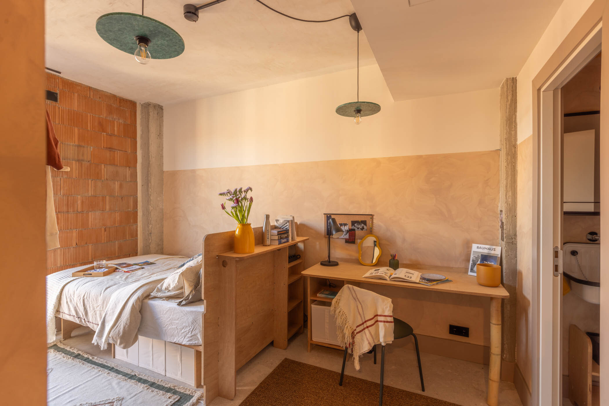 Enjoy a vibrant Coliving home in Madrid