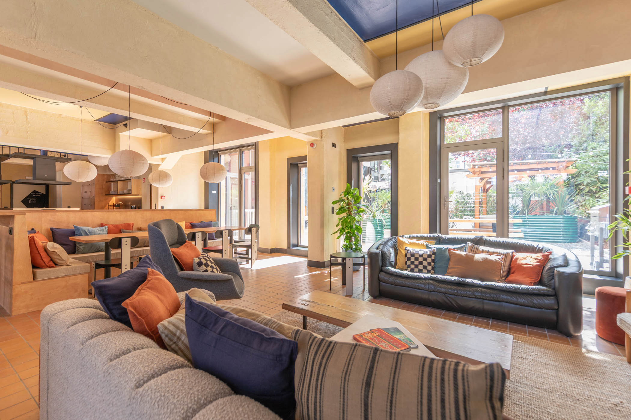 Enjoy a vibrant Coliving house in Brussels