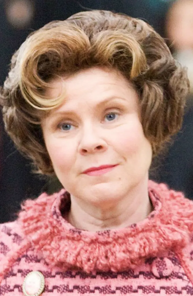 Personaje Harry potter: Dolores Umbridge . Empleados del ministerio de magia