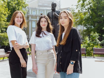 Почти 355 тысяч абитуриентов подали заявления на педагогические специальности в педвузы Минпросвещения России