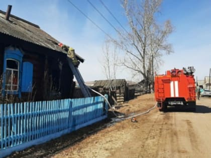 В Мухоршибирском районе загорелся дом