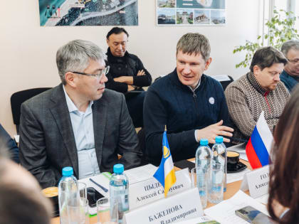 Максим Решетников призвал инвесторов активнее «вливаться» в «Байкальскую гавань»