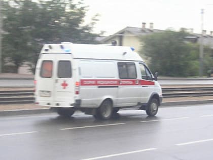 В Улан-Удэ школьник выпал из окна четвертого этажа