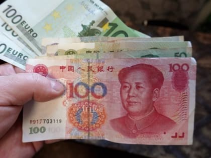 Фальшивая юанизация. Ксения Дементьева об обратной стороне популярности китайской валюты в России