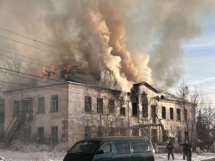 В Бурятии потушили крупный пожар
