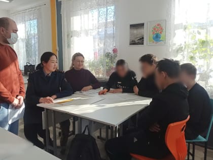 Сотрудники уголовно-исполнительной инспекции провели профориентационную и профилактическую работу с учениками Субуктуйской школы