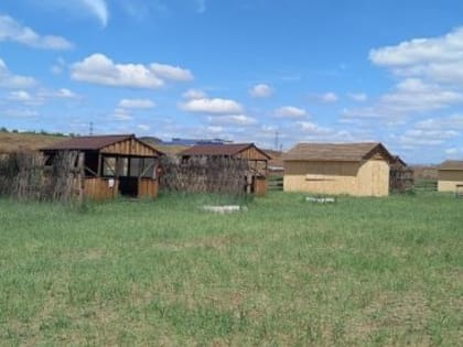 В Бурятии на участке сельхозназначения разместили летние беседки