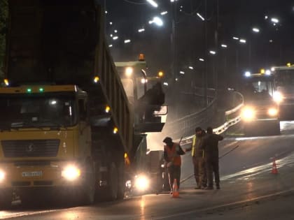 Министр транспорта Бурятии проинспектировал ход ночных дорожных работ в Улан-Удэ