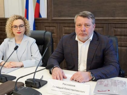 «Сибирский цемент» организовал круглый стол, посвященный вопросам формирования цены на строительные материалы