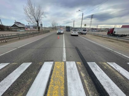 В пригороде Улан-Удэ автомобиль сбил девочку