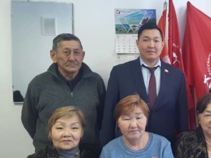 Леонтий Красовский провёл встречи с профессиональными коллективами, жителями и коммунистами Курумканского района