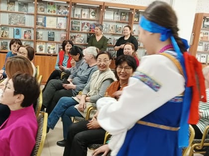 Улан-удэнцам нагадали деньги, замужество и повышение на работе (ФОТО)