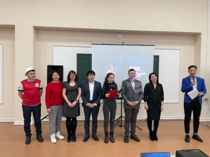 В интеллектуальной битве учёных ВСГУТУ победу одержал спикер в каске