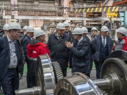 Улан-Удэнский ЛВРЗ с рабочим визитом посетил заместитель гендиректора РЖД