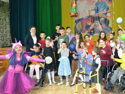 Ребята дома-интерната «Журавушка» побывали на страусиной ферме