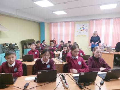 Необычный «Урок цифры» прошел сразу в двух школах Бурятии