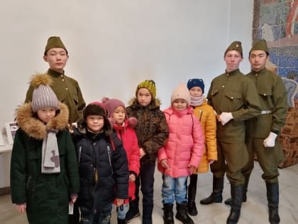 Дети социального центра приняли участие в памятных мероприятиях