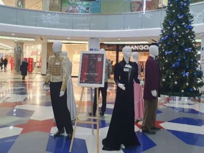 В Улан-Удэ открылась выставка костюмов из оперетты Имре Кальмана «Мистер Икс»