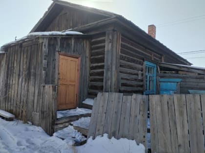 Семья из Улан-Удэ оказалась в заложниках у своего дома