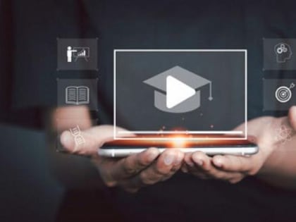 Путин предложил вернуться к традиционной системе высшего образования