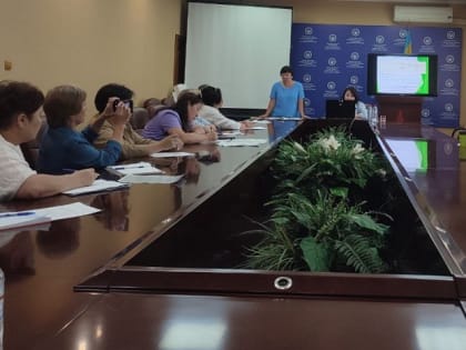 Специалисты органов опеки и попечительства провели семинар