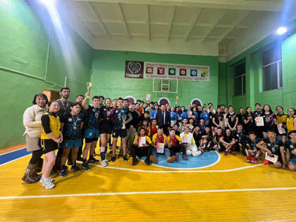 Студенты ссузов Бурятии провели турнир по волейболу