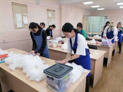 В Бурятии сшита первая партия противопролежневых подушек для раненых воинов