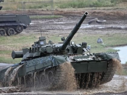 Российские танки Т-80 БВ прибыли на Запорожское направление