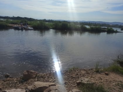 В Советском районе в рамках доследственной проверки выясняются обстоятельства гибели подростка на берегу реки