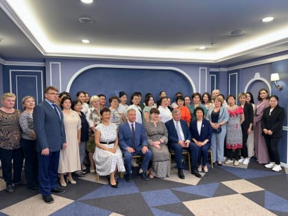 На конференции в Бурятии выступили ведущие эндокринологи Санкт-Петербурга