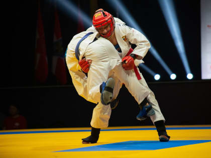 В ФСК состоялся Чемпионат Вооруженных сил России по армейскому рукопашному бою (ФОТОРЕПОРТАЖ)