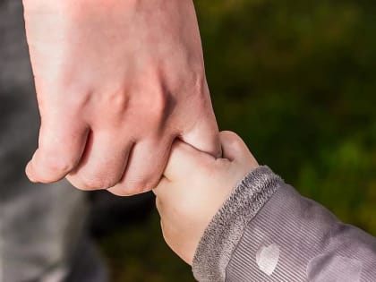 Семья из Бурятии просит помощи на лечение сына с синдромом Мёбиуса