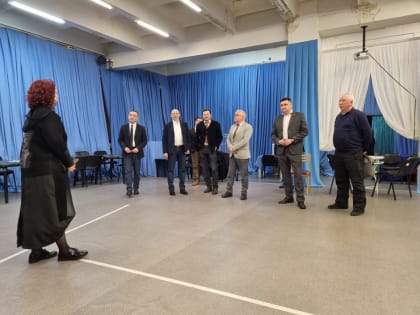 Депутаты Железногорска провели выездное совещание на базе Театра оперетты