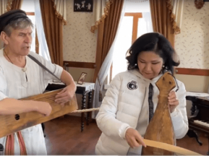 В Улан-Удэ прибыл музей забытой музыки