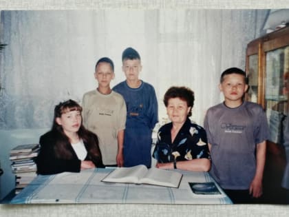 Ветеран педагогического труда из Бурятии стояла у истоков судеб более 1000 детей-сирот