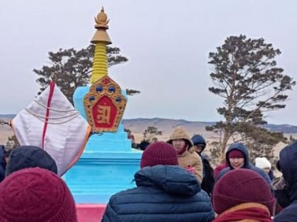 Жители Бурятии приняли участие в ритуале освящения ступы Великой Победы