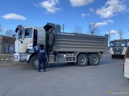 В Улан-Удэ продолжают штрафовать водителей без полога