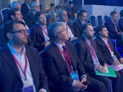 Глава Бурятии принял участие в обсуждениях на дискуссионных площадках Петербургского МЭФ