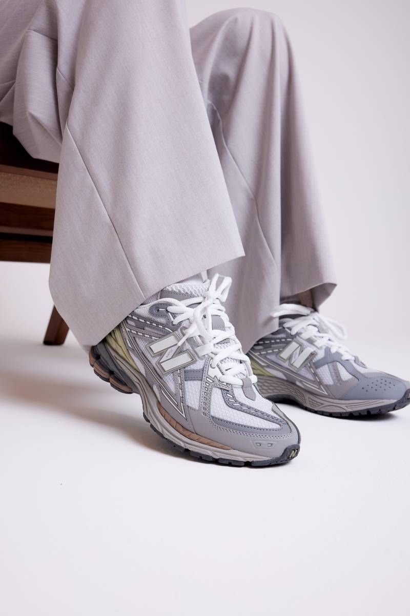 New Balance 1906R Background Image