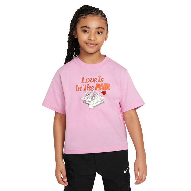 Nike Junior Sportswear Love Pair Boxy Tee Background Image
