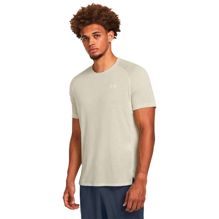 Under Armour Mens Trail Running Tee Background Image