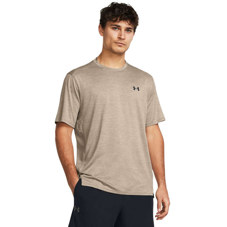 Under Armour Mens UA Tech Vent Tee Background Image