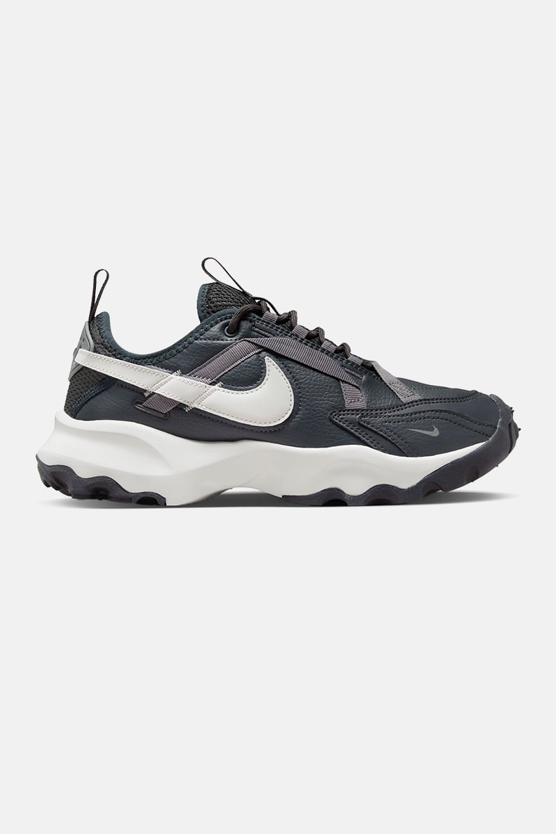 Nike TC 7900 Background Image