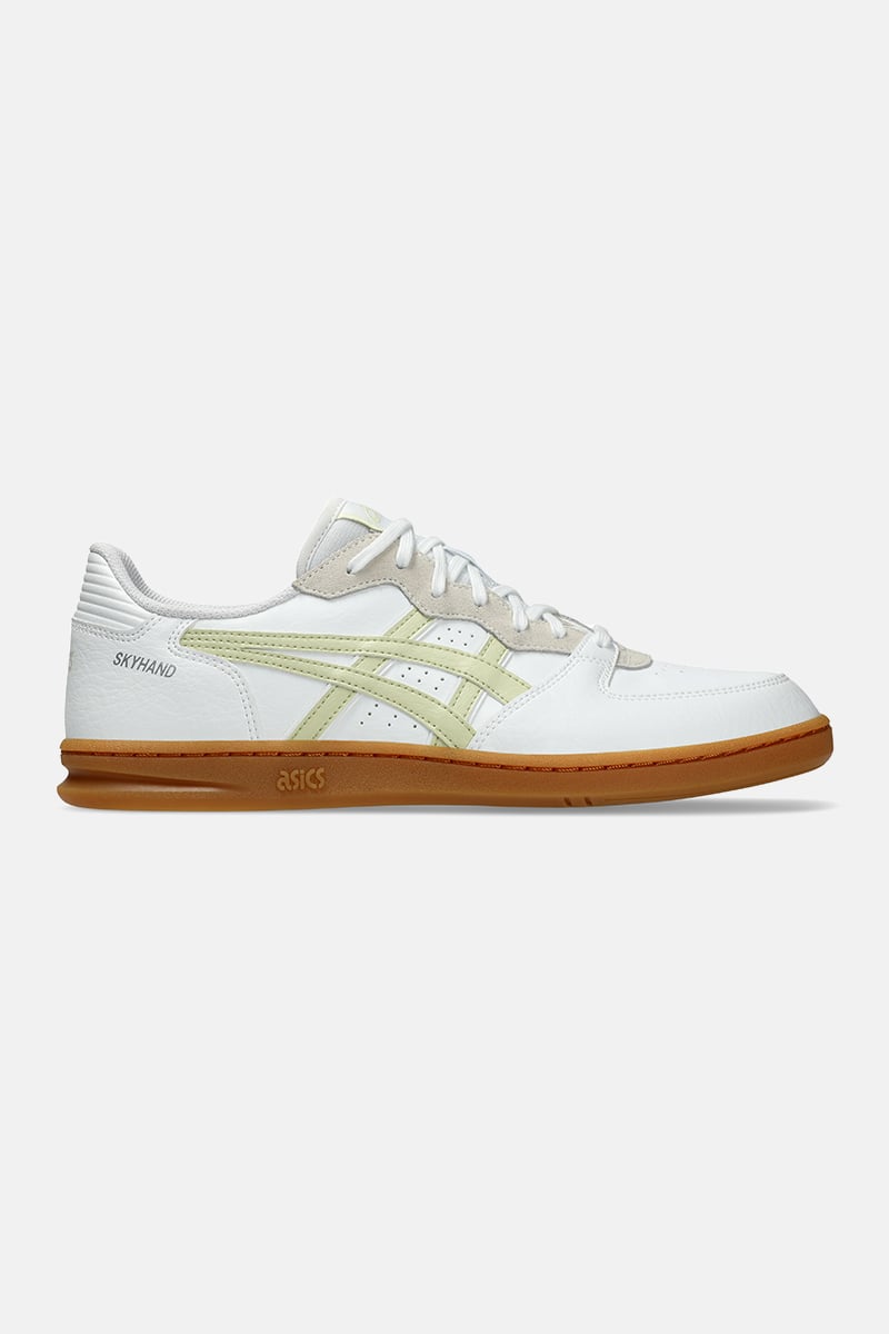 Asics Skyhand OG Background Image